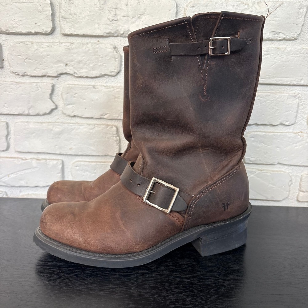 Frye Women's Engineer 12R Boots Size 8 Brown Distressed Leather Buckle Moto
